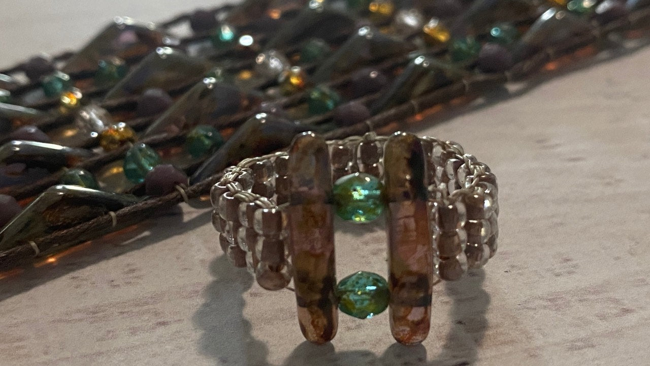 Loom a Beaded Ring Using 2-hole Triangle Beads