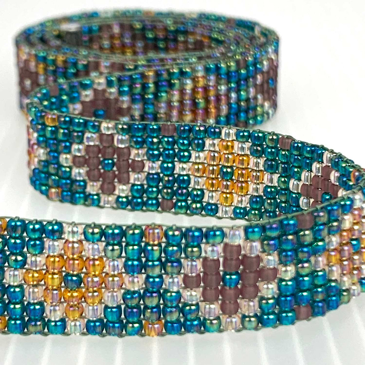 Beaded Pattern 100