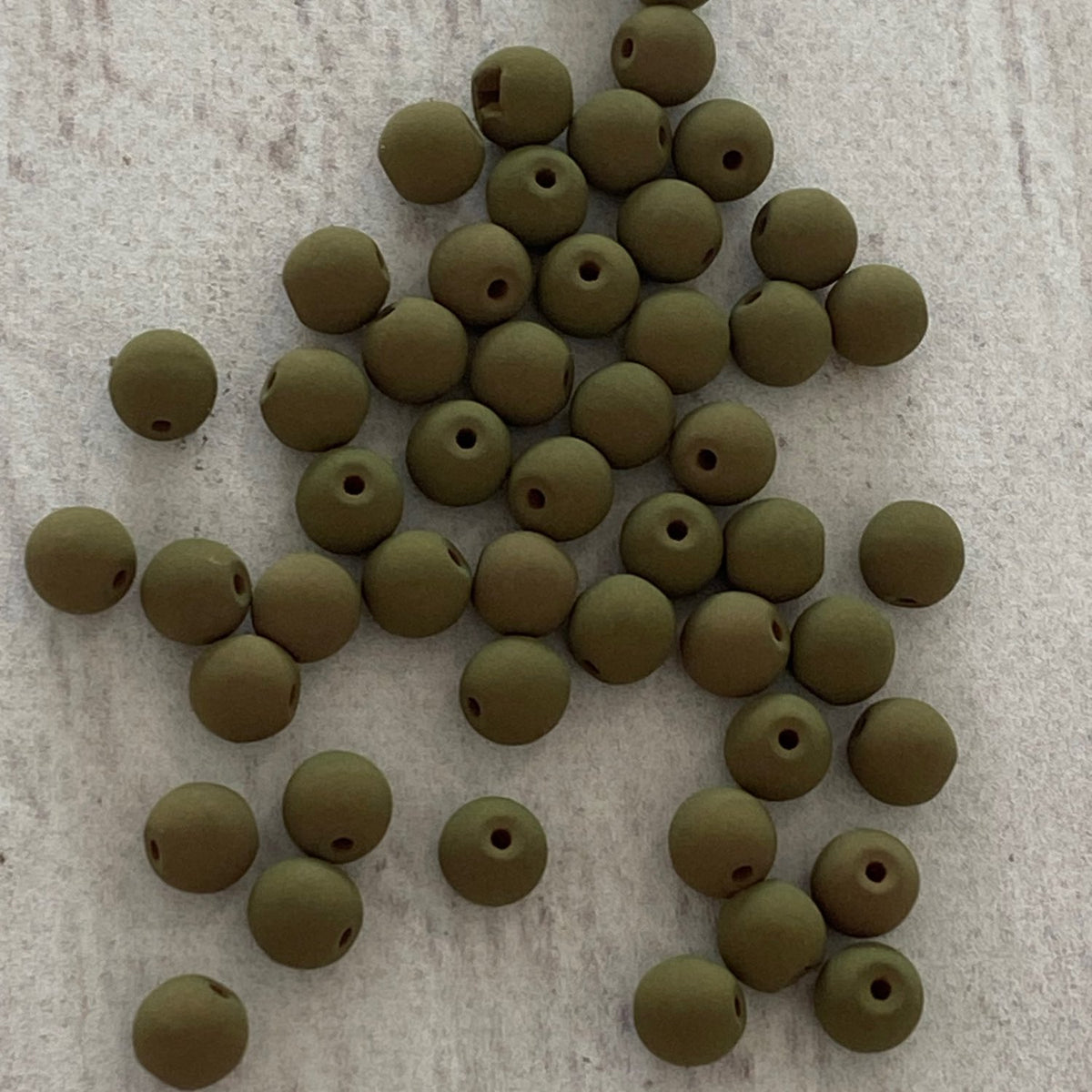 Czech Glass Preciosa Ornela 4mm Druk Autumn Collection Olive 50pcs
