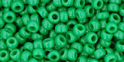 TOHO Seed Beads Round 8/0 Tube 2.5 Opaque Shamrock