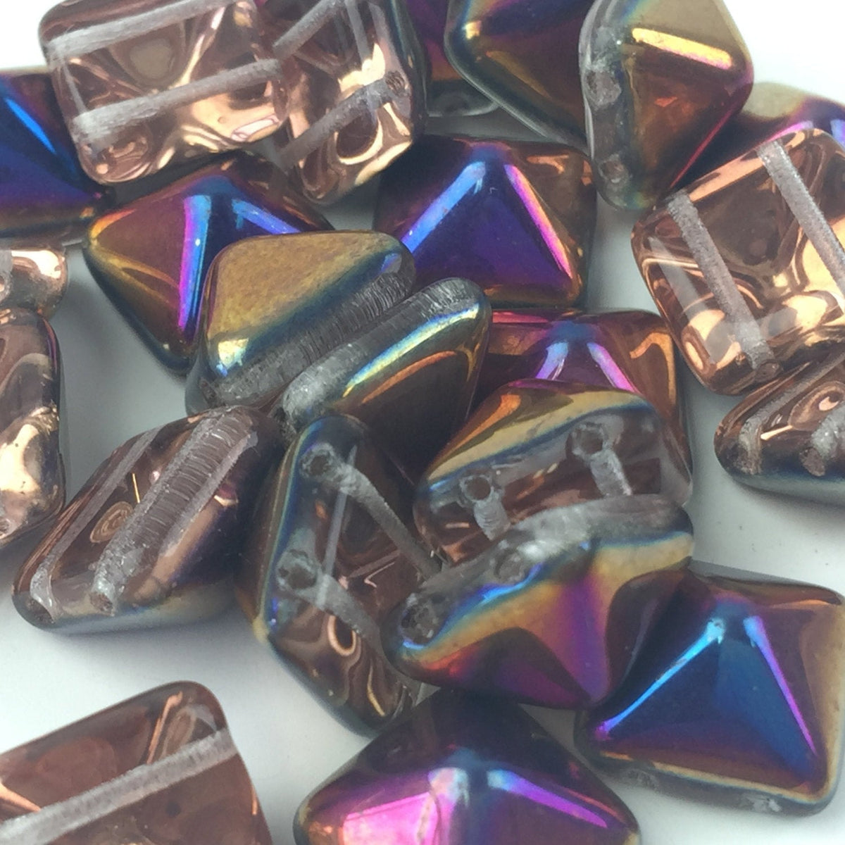 Beads, Czech Glass Beads, Topaz Copper, 25 pieces, Pyramid 12mm, C4410