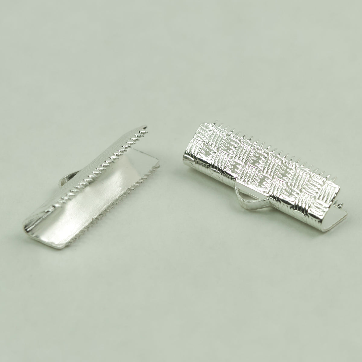 Silver Ribbon Crimp 20mm 1 Pair