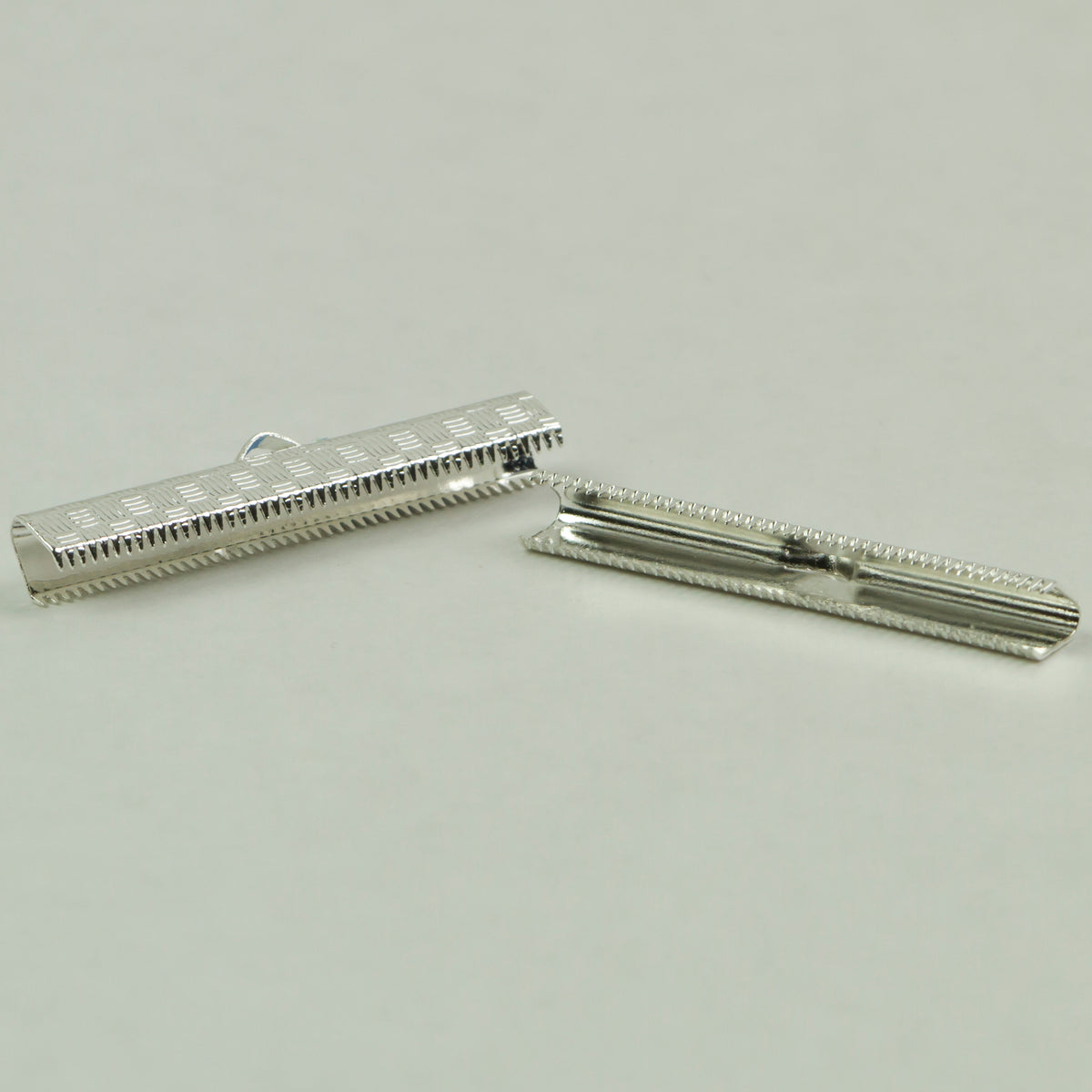 Silver Ribbon Crimp 38mm 1 Pair