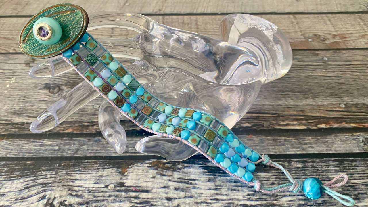 Advanced Techniques for Bead Loom Beaded Bracelets