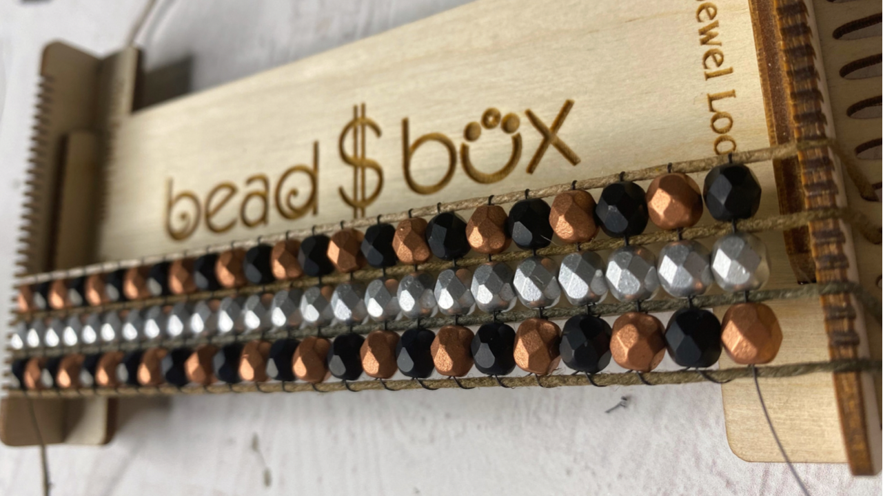 Dollar Bead Box Bead Loom