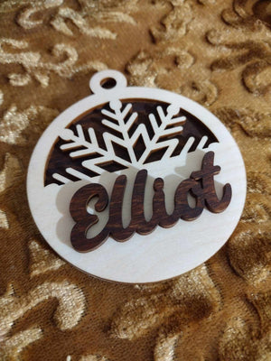 Personalized Round Ornament with Snowflake