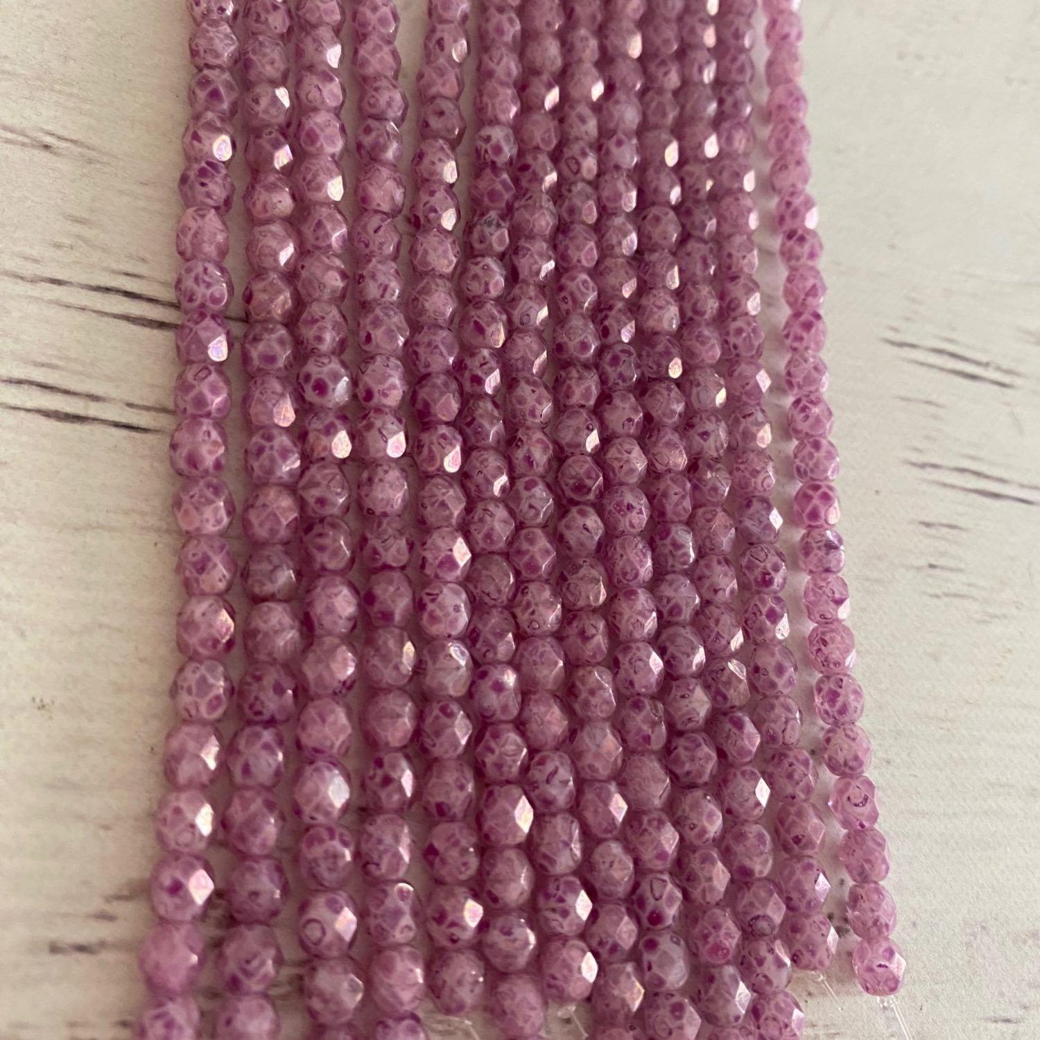 5mm Czech Fire Polish 25pcs each strand Mauve Lavender Speckle