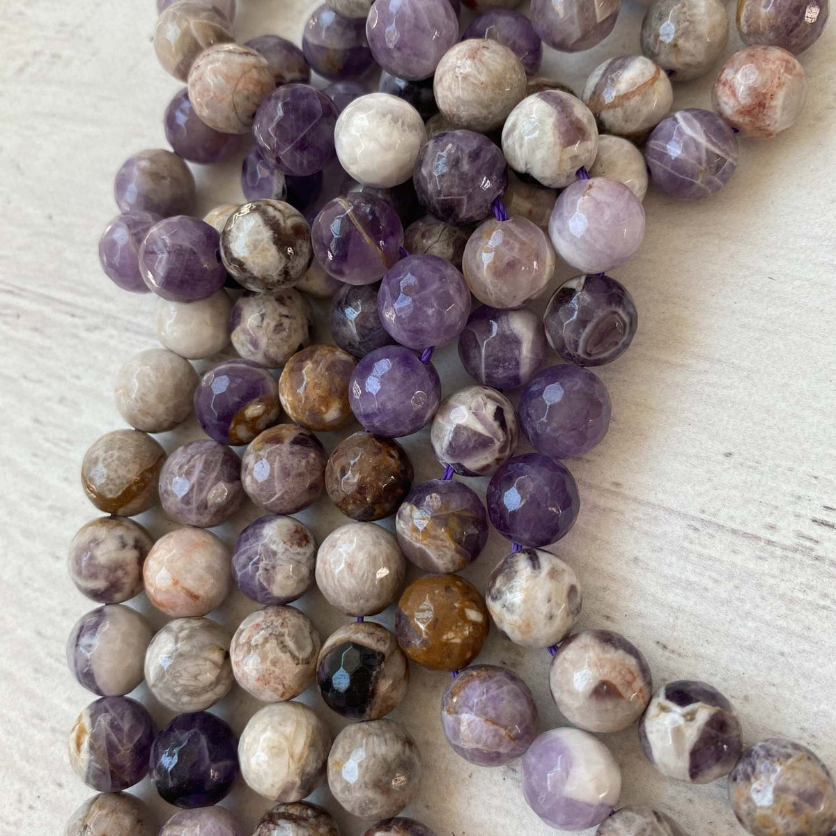 Dark Tooth Amythst Gemstone Round Approx 10mm