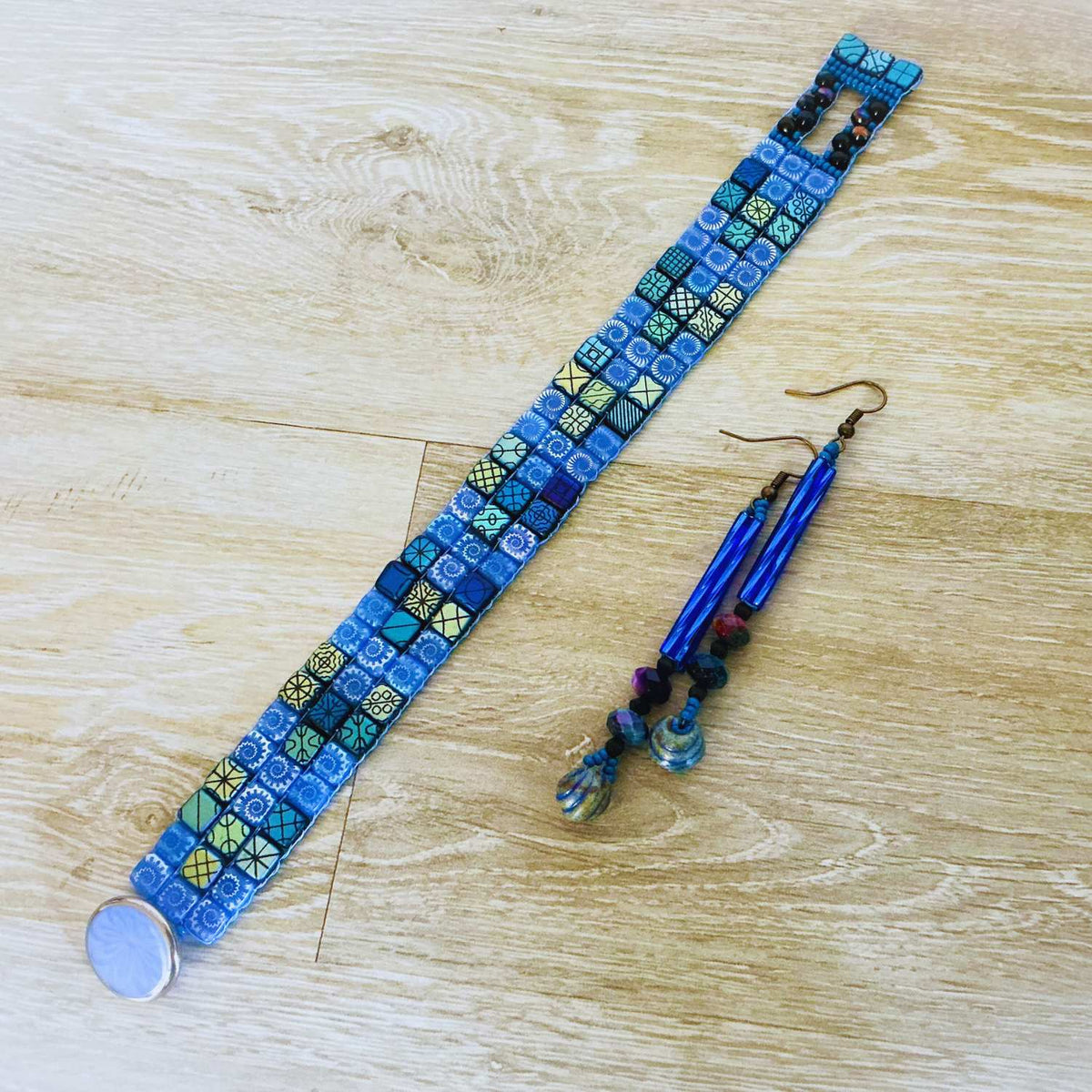 Jewel Loom Jewel Box Creative Soul Edition Czech Laser Bracelet Kit and Earrings