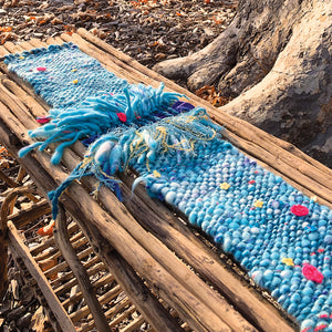 Large Loom Weaving Goddess with Flower Pattern